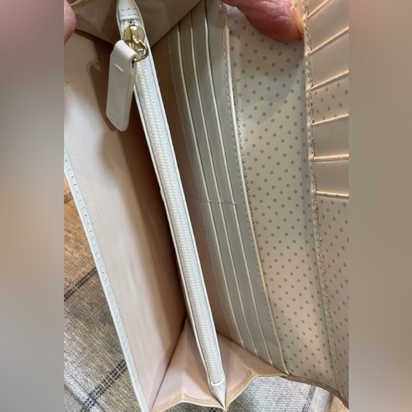 Radley London beige wallet - Picture 12 of 14